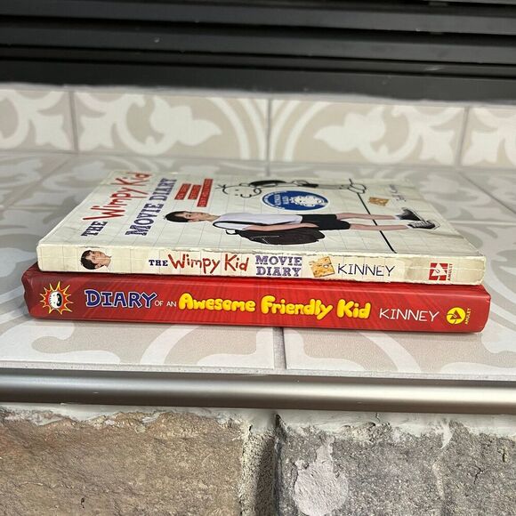 Diary of a Wimpy Kid Book Bundle - Picture 2 of 2